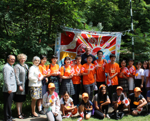 9 students from the Tohoku area of Japan at Holland Bloorview