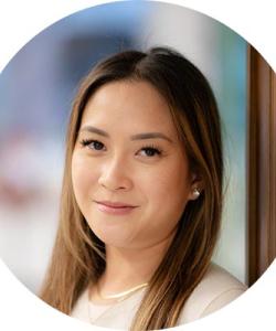 Gloria Lee