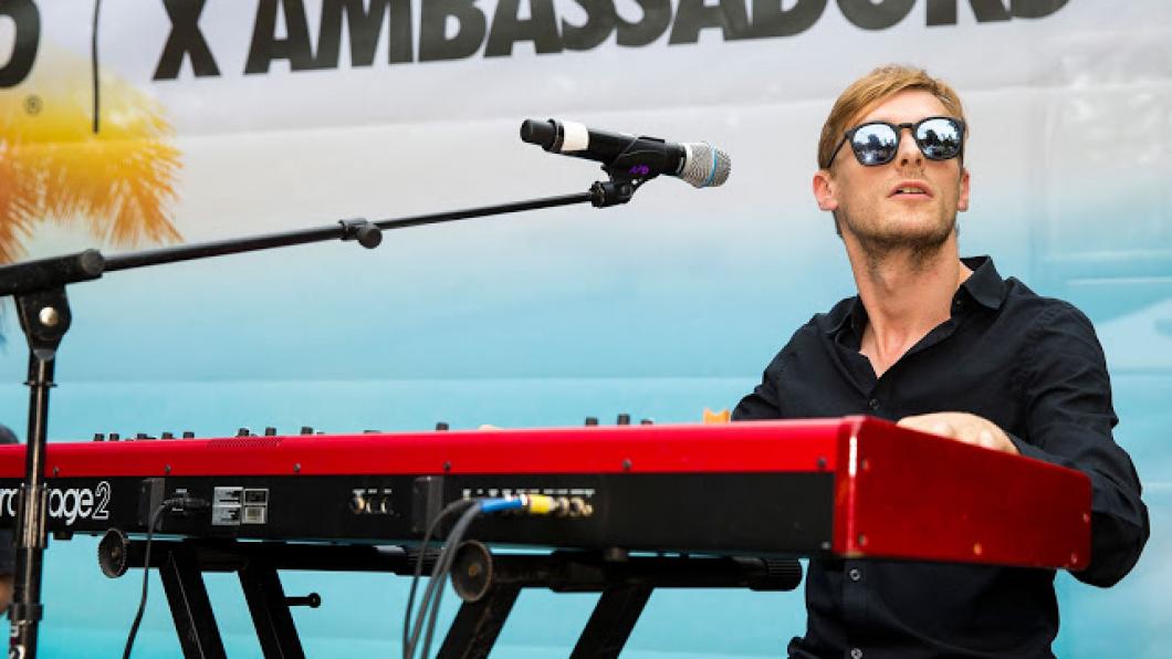 Disabled? Own it, says keyboardist Casey Harris